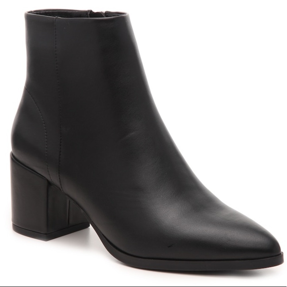 Steve Madden Black Leather Boots ~ Size 7